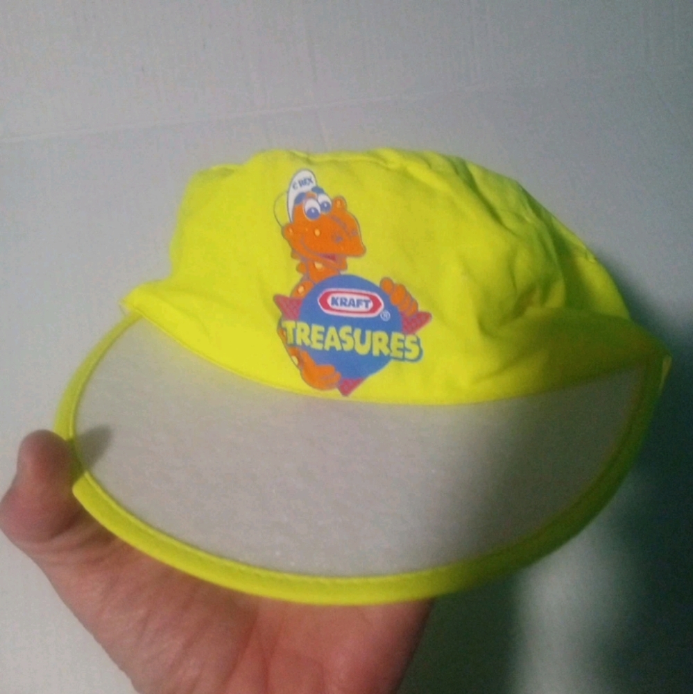 Antique Kraft 1980s Yellow Cap